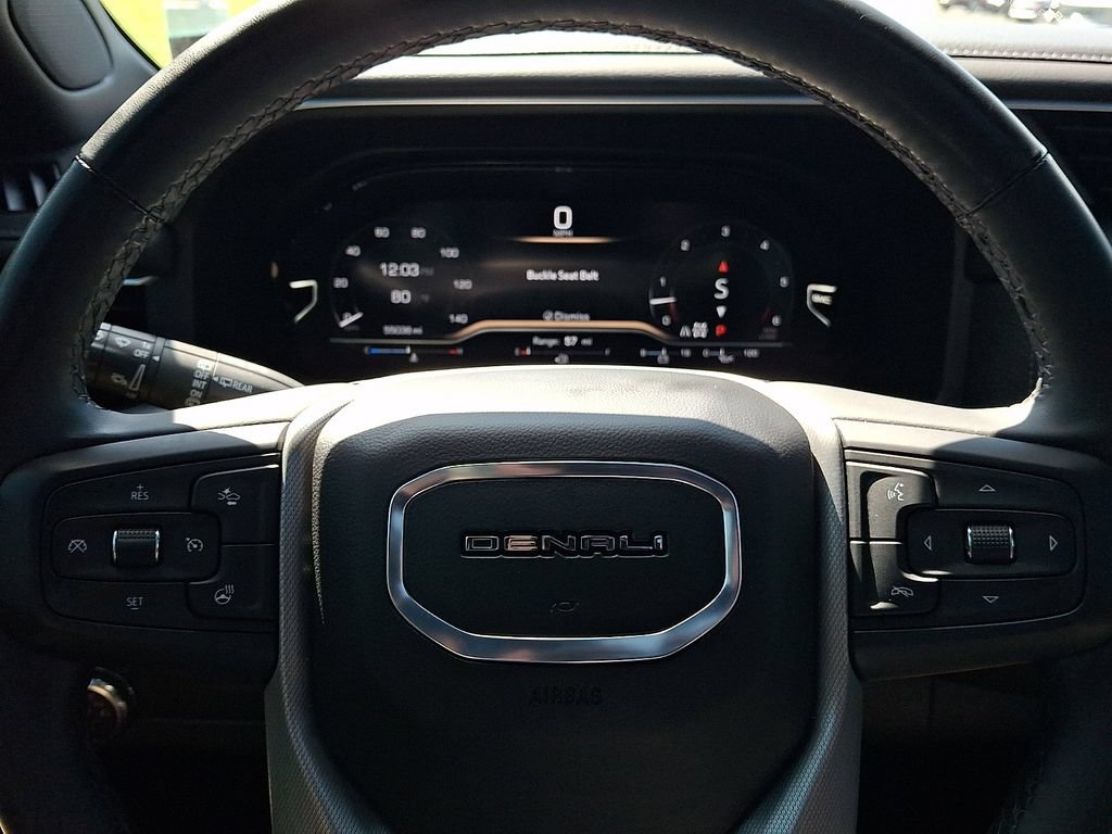 Used 2024 GMC Yukon Denali AWD/4WD image 21