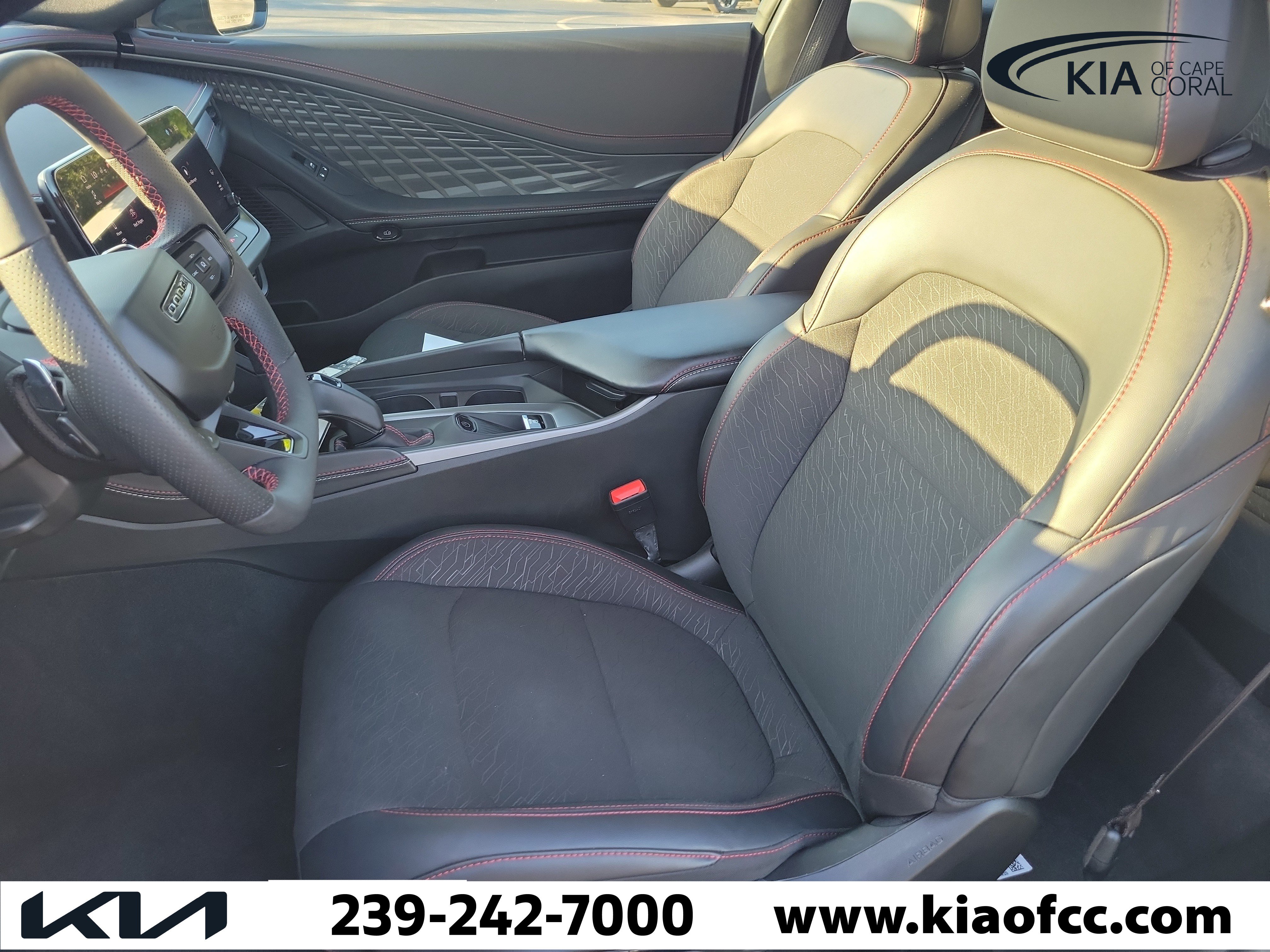 Used 2025 Dodge Charger Daytona R/T w/ Quick Order Package 25M R/T AWD/4WD image 11