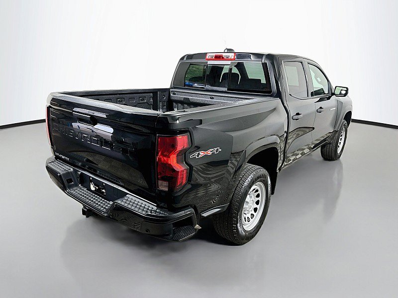 Used 2024 Chevrolet Colorado W/T w/ WT Convenience Package II AWD/4WD image 7