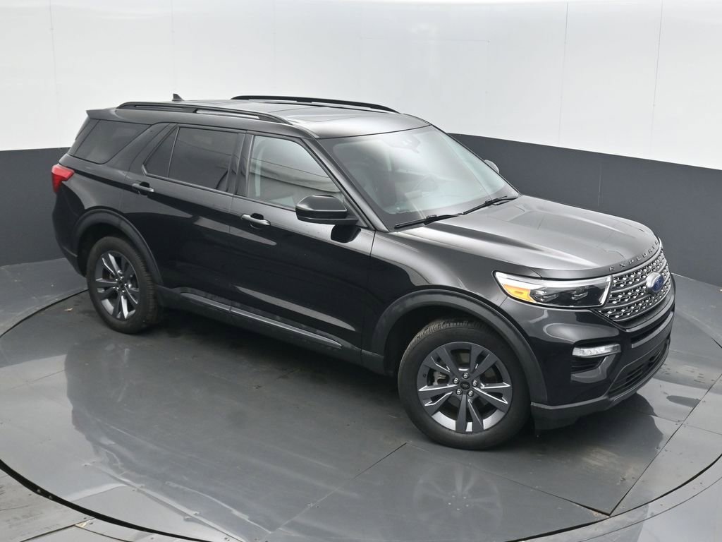 Used 2022 Ford Explorer XLT w/ Equipment Group 202A image 43