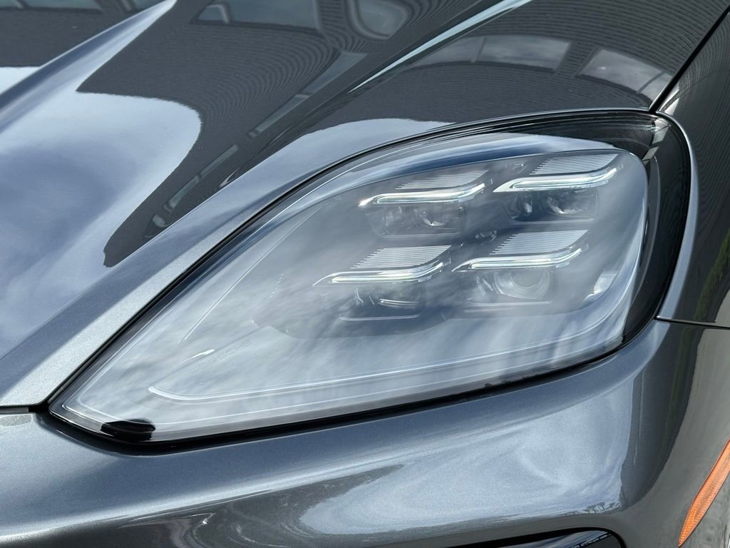 Used 2026 Porsche Cayenne S image 13