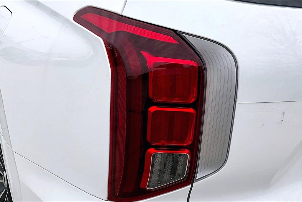 Used 2025 Hyundai Palisade Calligraphy image 39