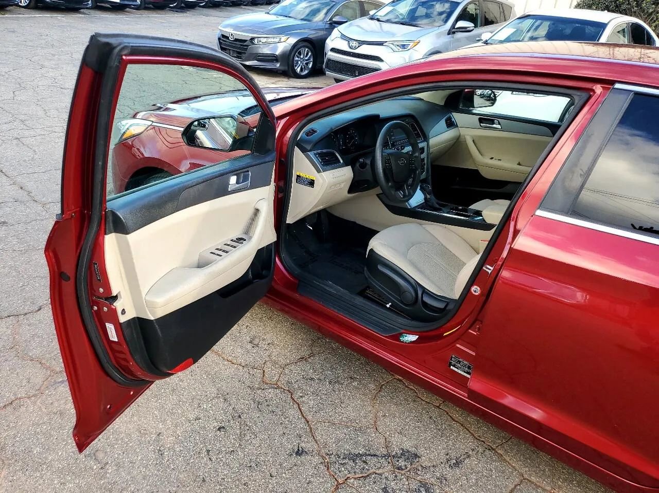 Used 2015 Hyundai Sonata SE image 13