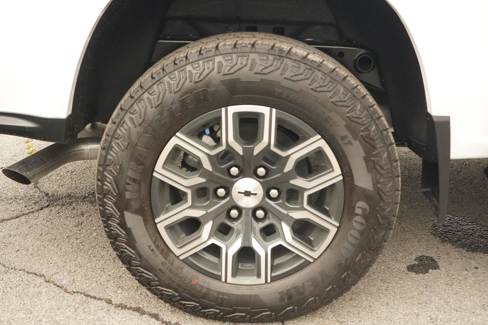 New 2026 Chevrolet Colorado Z71 w/ Technology Package AWD/4WD image 12
