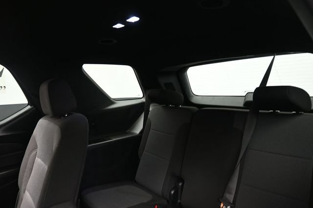 Used 2023 Chevrolet Traverse LT FWD image 15
