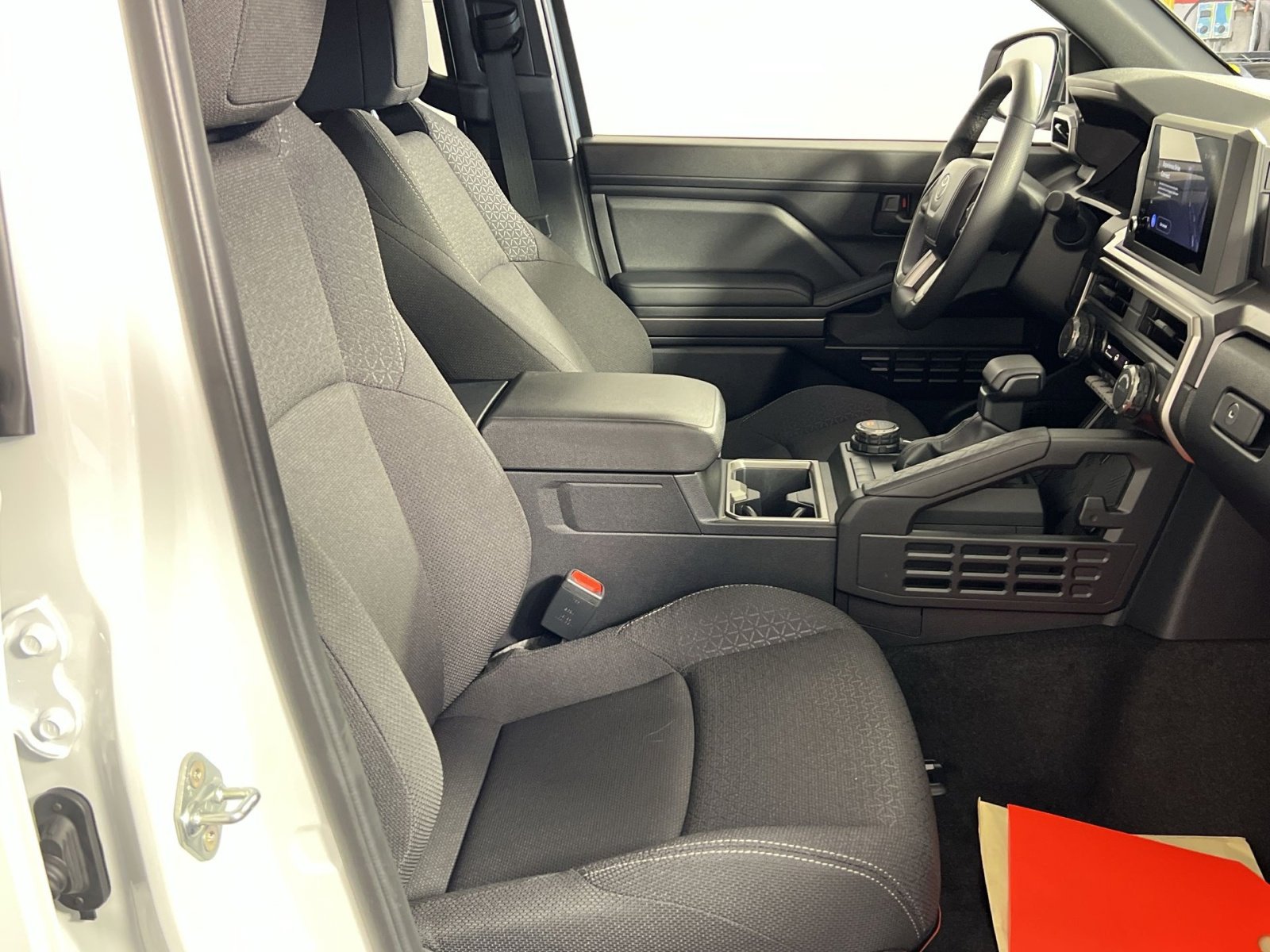 Used 2025 Toyota 4Runner SR5 image 27