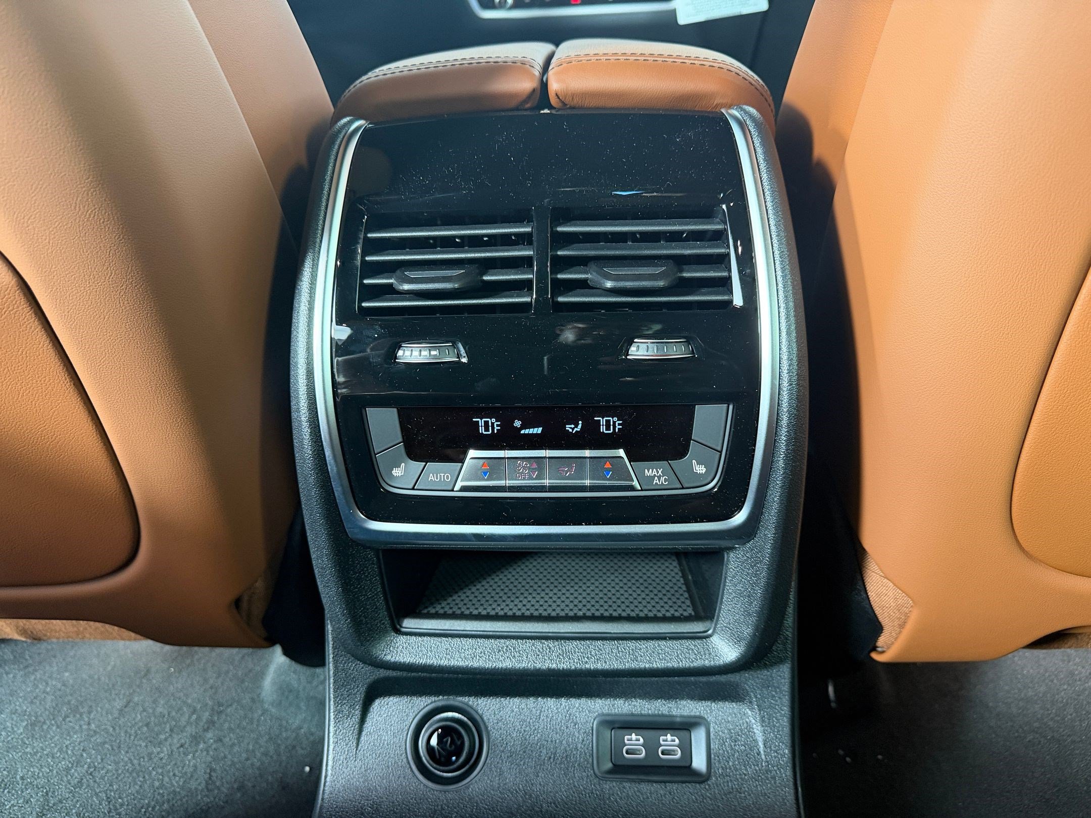 New 2027 BMW X7 xDrive40i AWD/4WD image 30