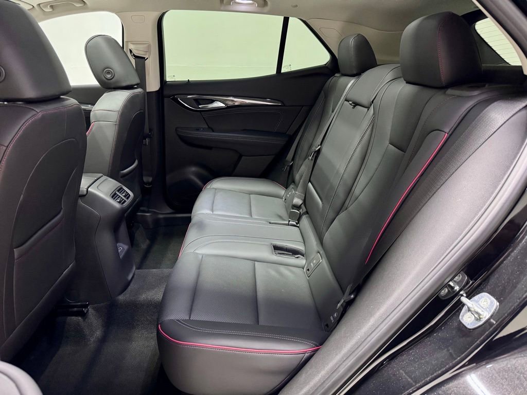 Used 2023 Buick Envision Essence w/ Sport Touring Package AWD/4WD image 28