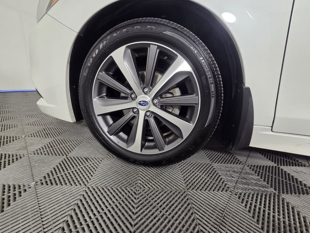 Used 2015 Subaru Legacy 2.5i Limited image 28