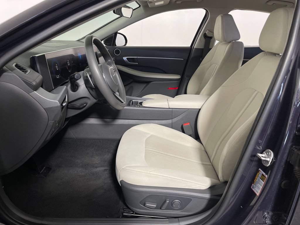 Certified 2024 Hyundai Sonata SEL FWD image 13