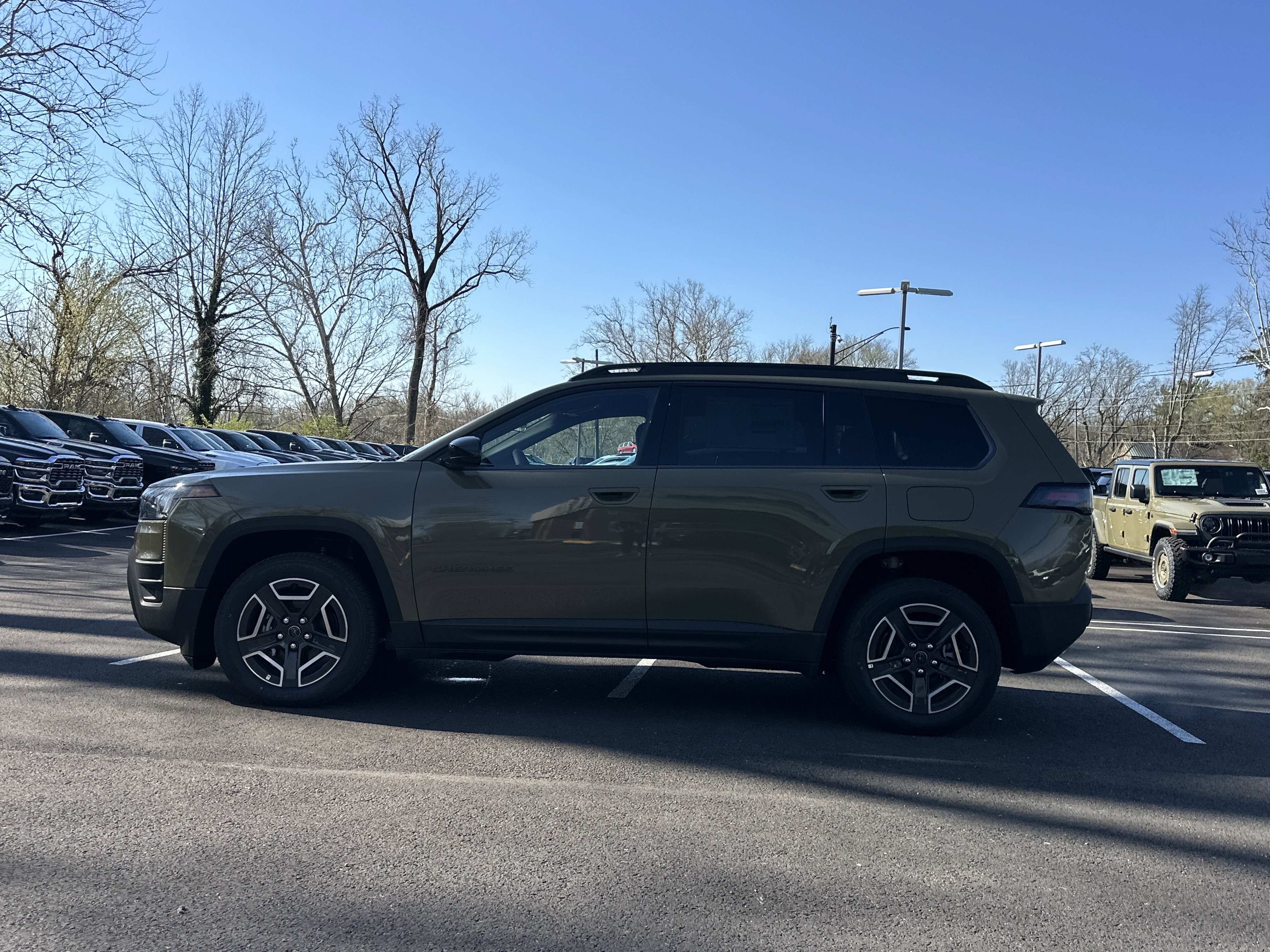 New 2026 Jeep Cherokee Laredo AWD/4WD image 22