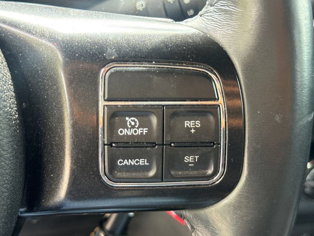 Used 2017 Jeep Wrangler Unlimited Rubicon AWD/4WD image 27