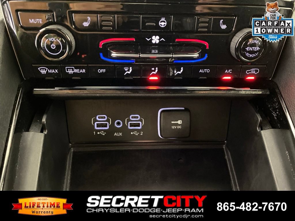 Used 2023 Jeep Grand Cherokee L Laredo AWD/4WD image 22