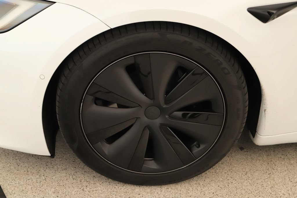 Used 2022 Tesla Model S AWD/4WD image 34