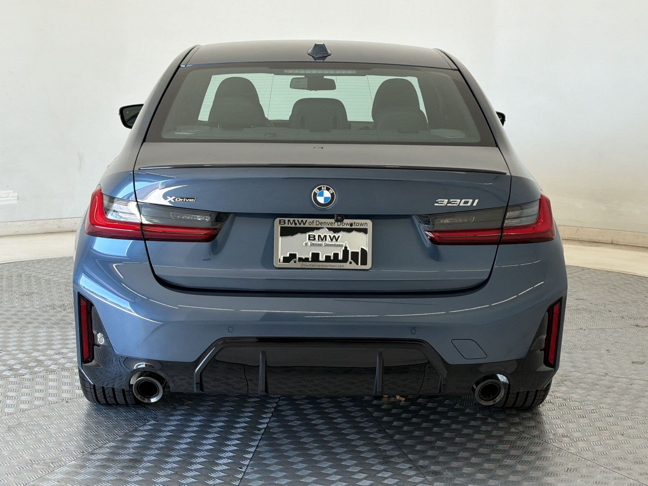 New 2026 BMW 330i xDrive Sedan w/ M Sport Package AWD/4WD image 10