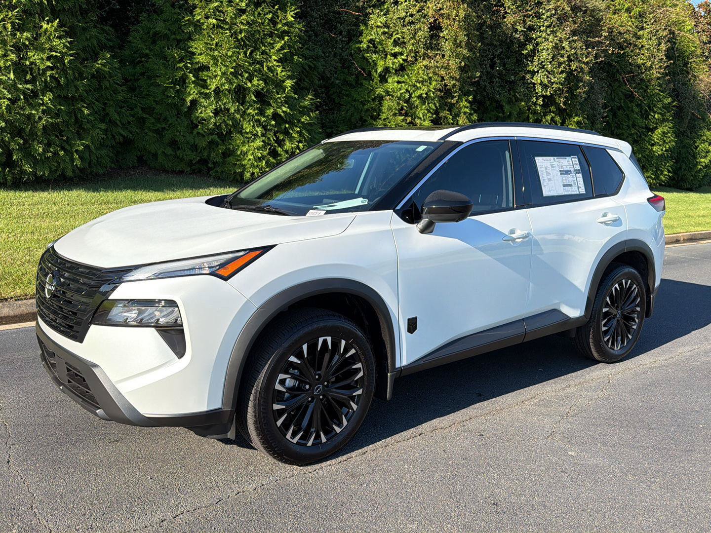 New 2026 Nissan Rogue Dark Armor FWD image 2