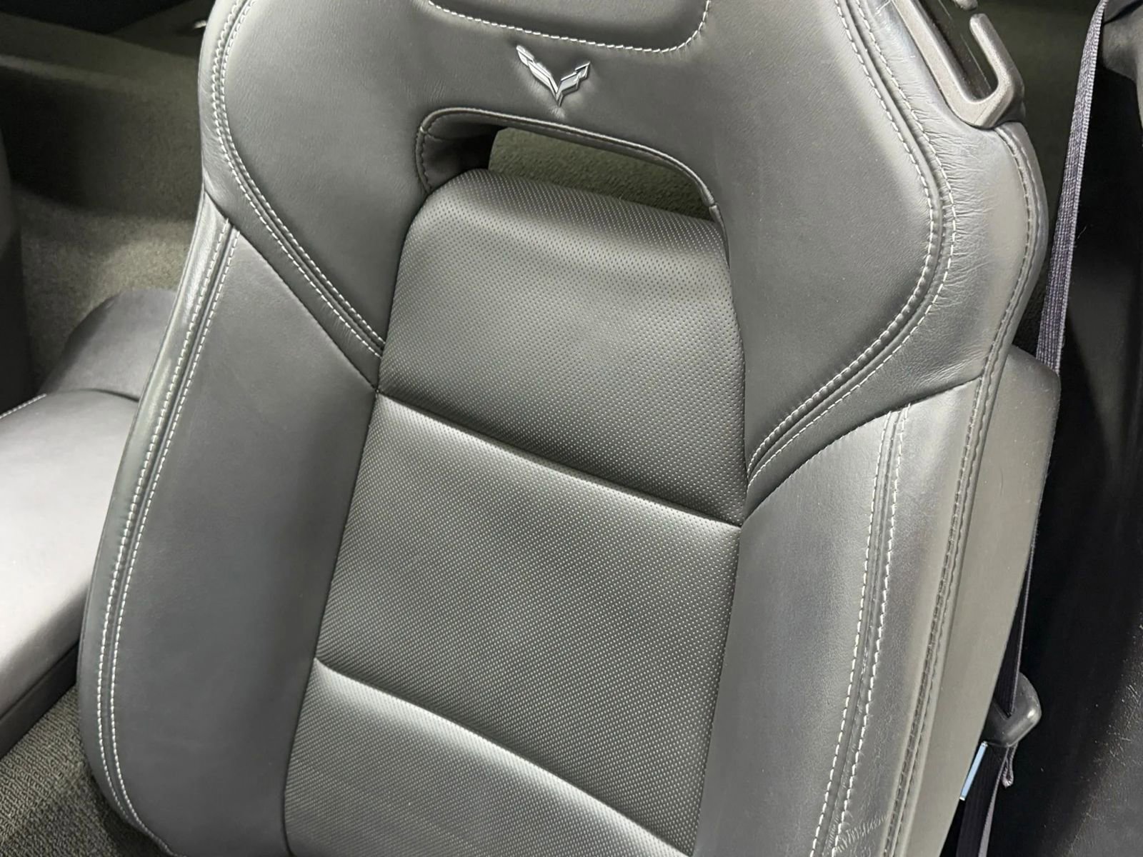 Used 2015 Chevrolet Corvette Stingray Coupe w/ 3LT Preferred Equipment Group RWD image 13