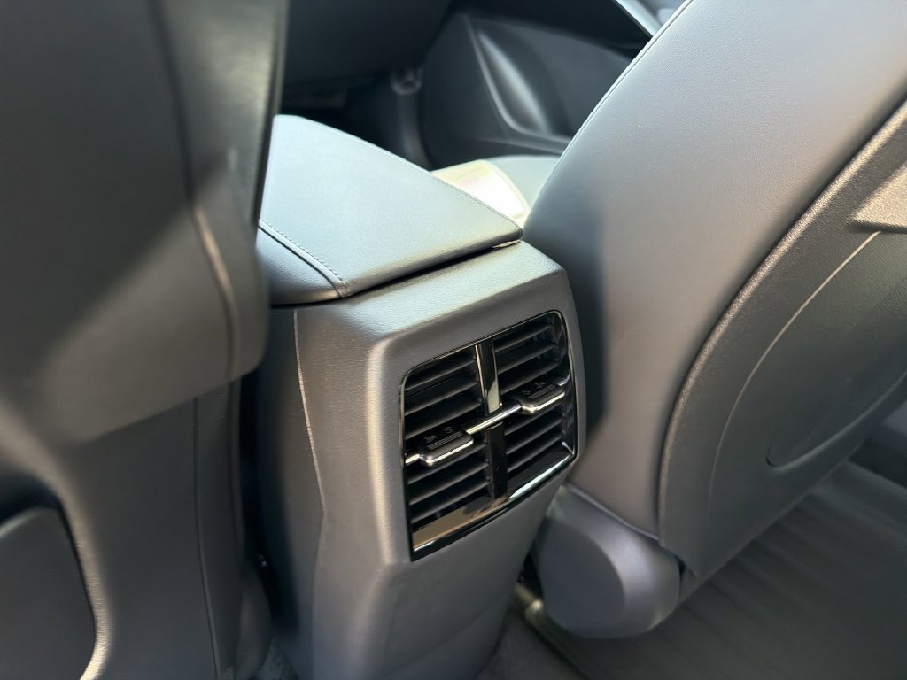 New 2026 Kia Niro EX FWD image 24