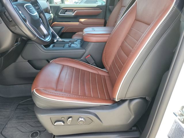 Used 2025 GMC Sierra 3500 Denali Ultimate image 6