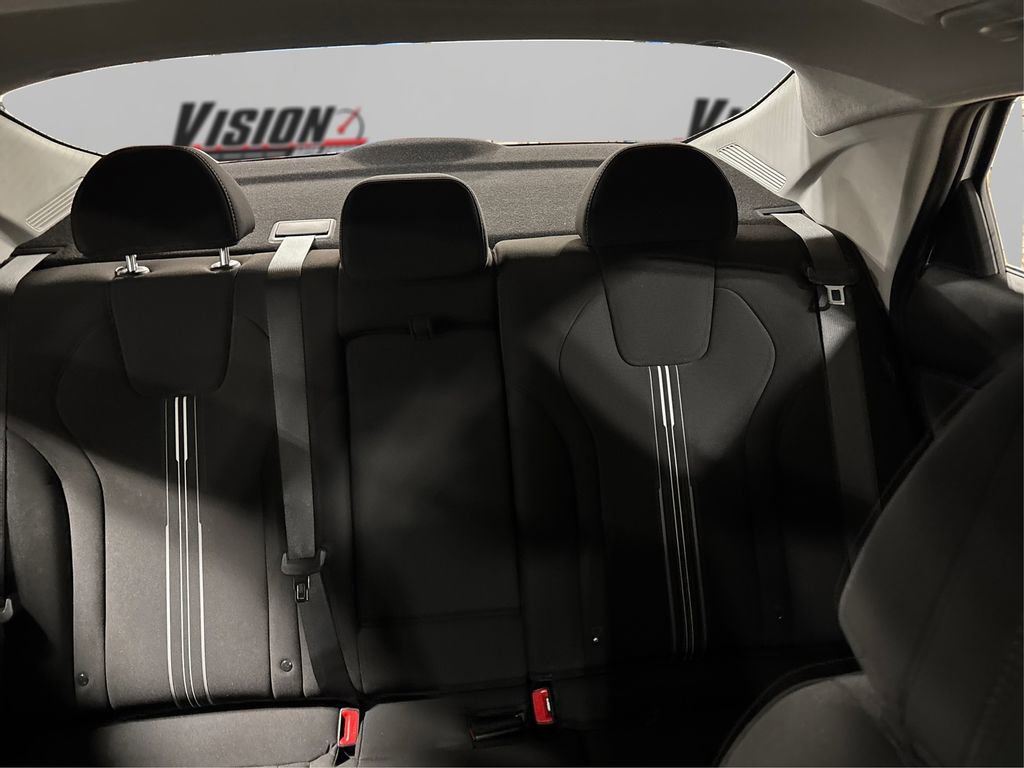 Used 2024 Hyundai Elantra SEL w/ Convenience Package image 18