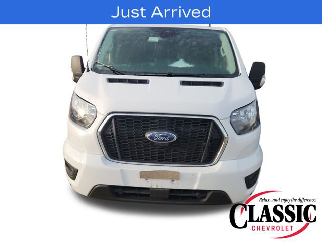 Used 2025 Ford Transit 350 XLT RWD image 3