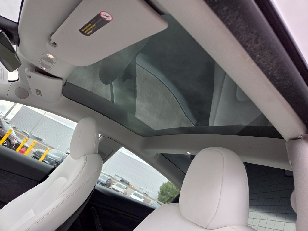 Used 2023 Tesla Model 3 Standard Range RWD image 14