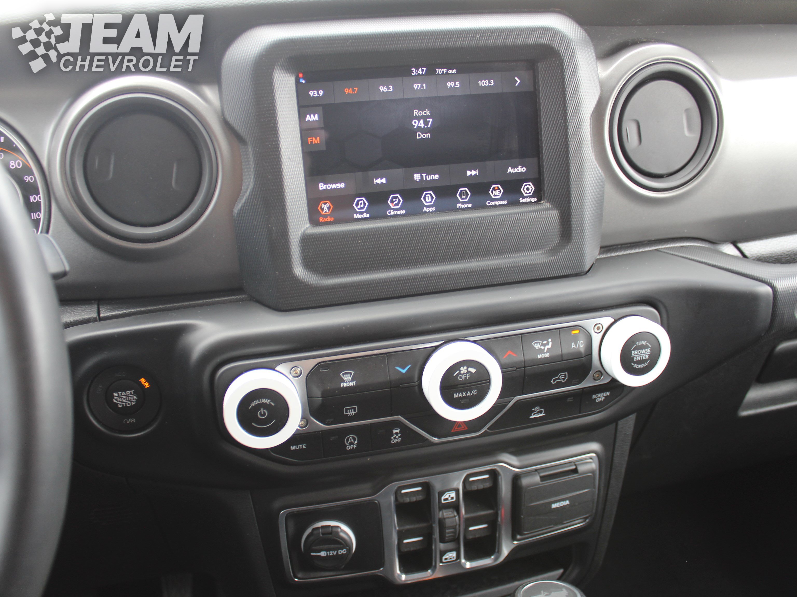 Used 2023 Jeep Wrangler Unlimited Sport AWD/4WD image 15