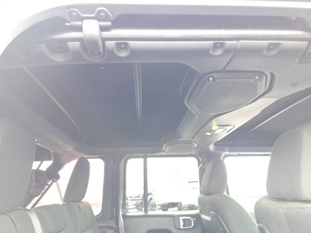 Used 2021 Jeep Wrangler Unlimited Rubicon w/ Cold Weather Group image 45
