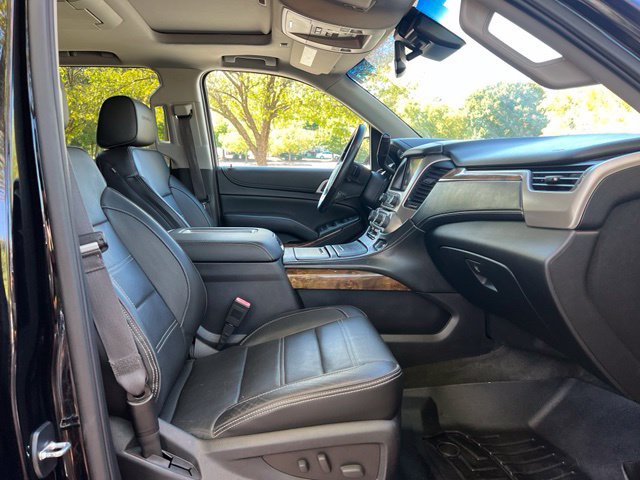 Used 2015 GMC Yukon Denali w/ Premium Package AWD/4WD image 22