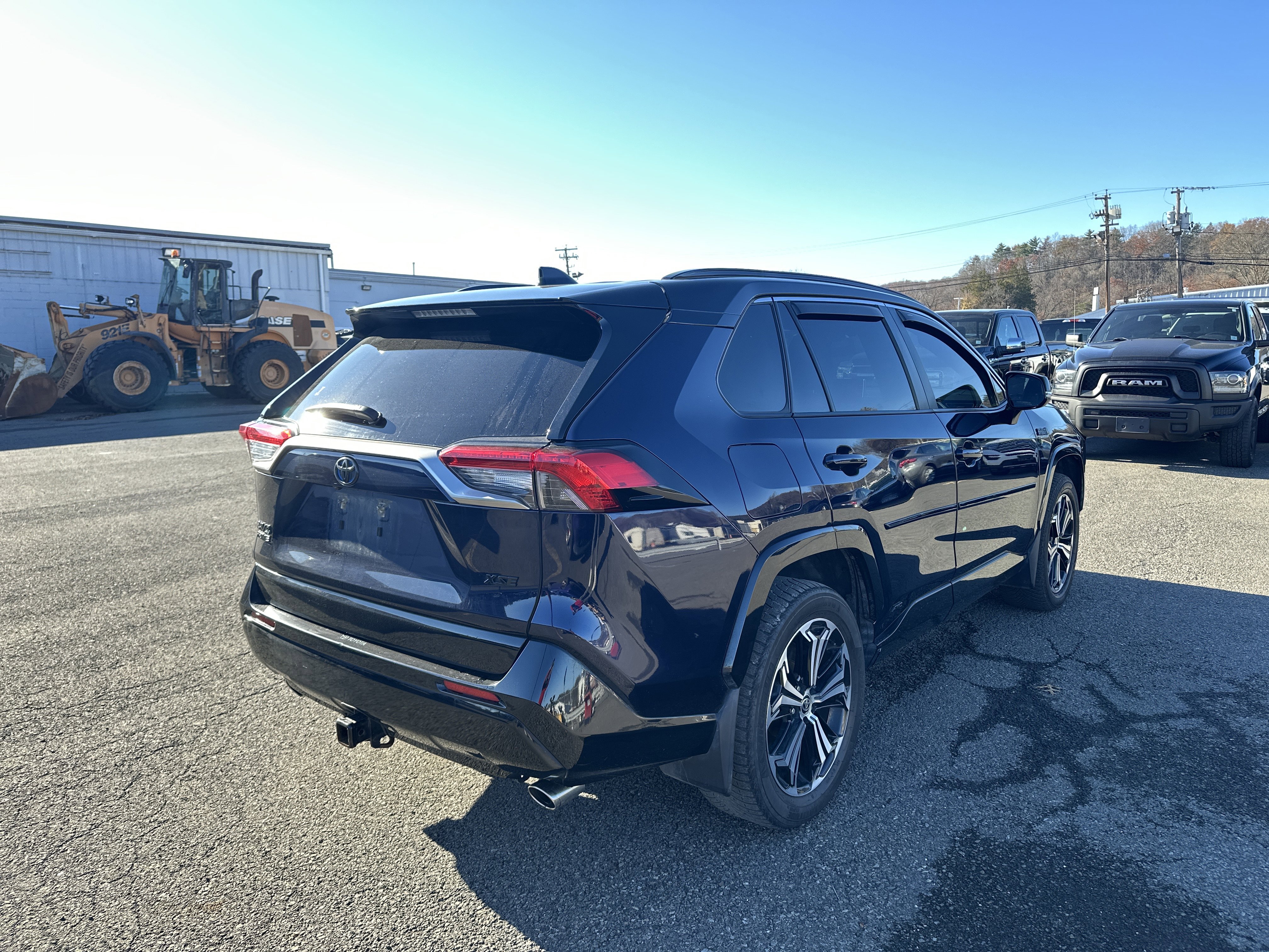 Used 2022 Toyota RAV4 XSE image 6