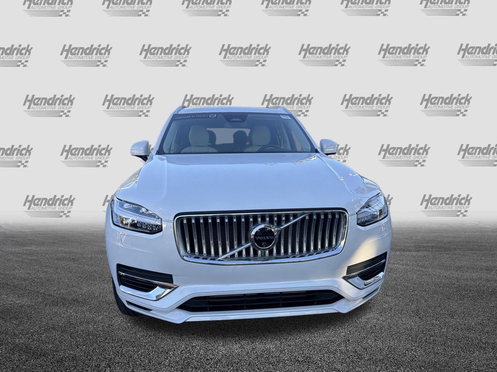 Certified 2025 Volvo XC90 T8 Plus w/ Protection Package Premier AWD/4WD image 3