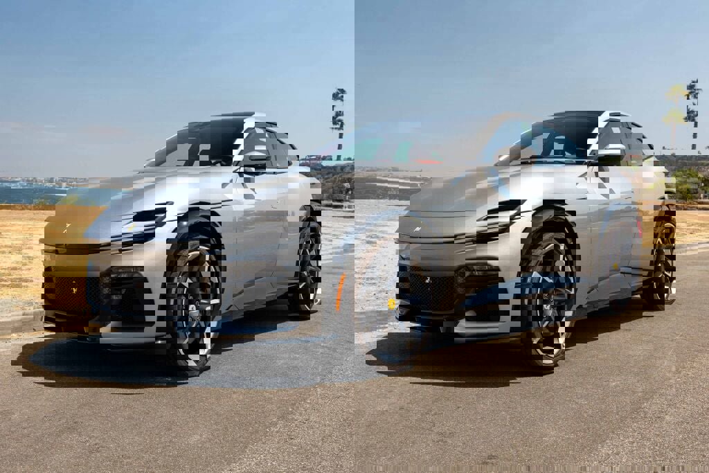 Certified 2025 Ferrari Purosangue image 6