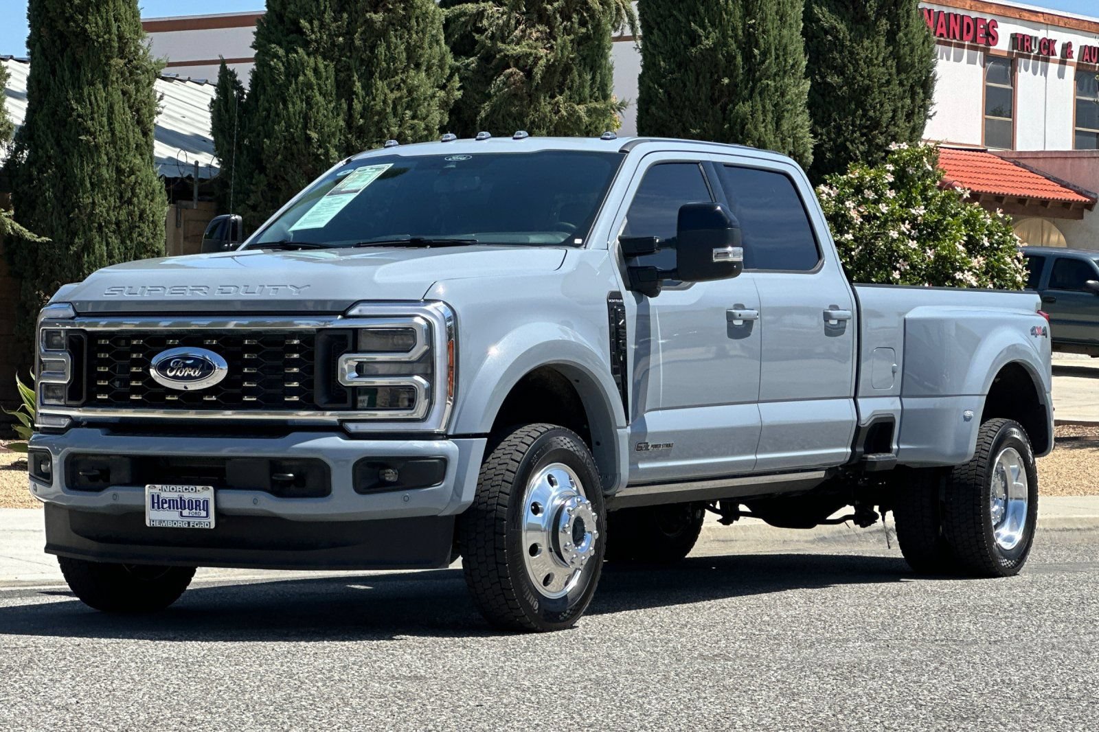 Used 2025 Ford F450 Platinum AWD/4WD image 8