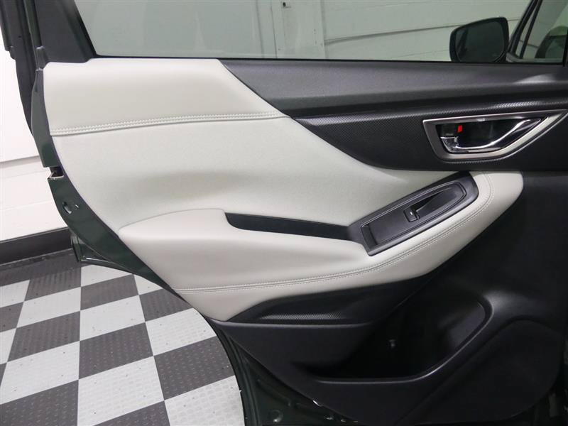 Used 2024 Subaru Forester Premium AWD/4WD image 23