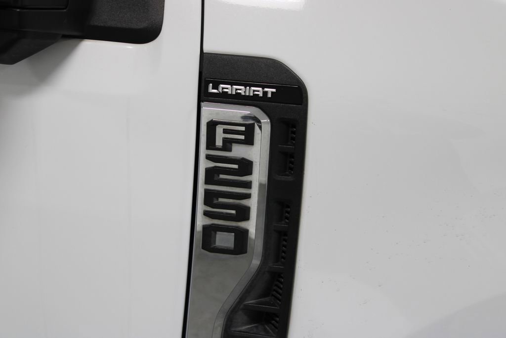 Used 2024 Ford F250 Lariat image 13