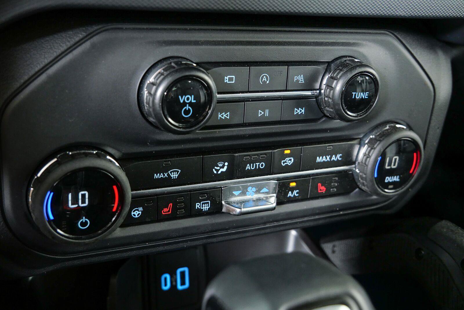 Used 2024 Ford Bronco Raptor AWD/4WD image 16
