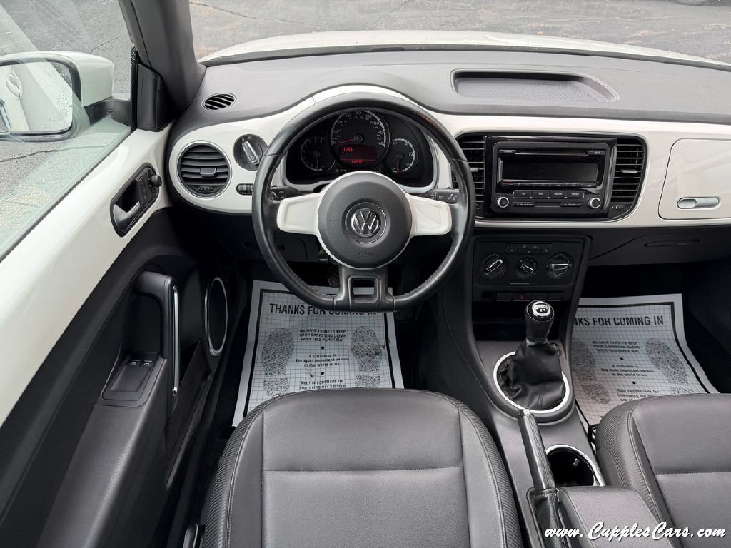Used 2013 Volkswagen Beetle 2.5 FWD image 16