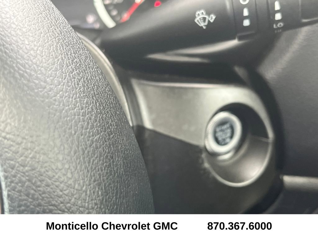 Used 2023 Jeep Renegade Latitude w/ Sun/Sound Group AWD/4WD image 17