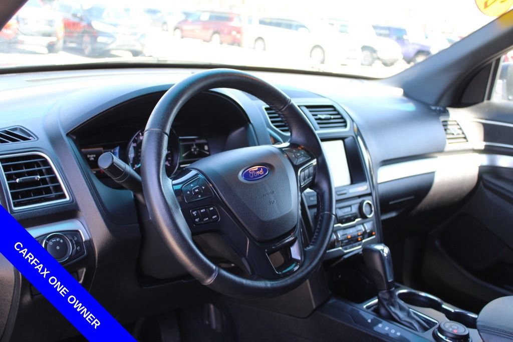 Used 2016 Ford Explorer XLT w/ Equipment Group 202A image 19
