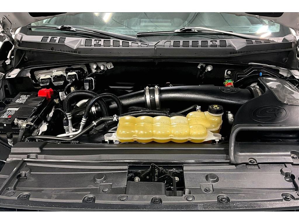 Used 2019 Ford F150 Lariat w/ Trailer Tow Package image 12