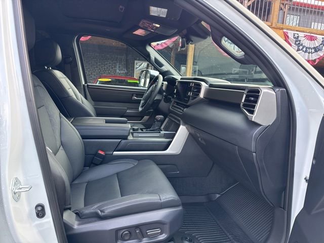 Used 2025 Toyota Sequoia Platinum image 17