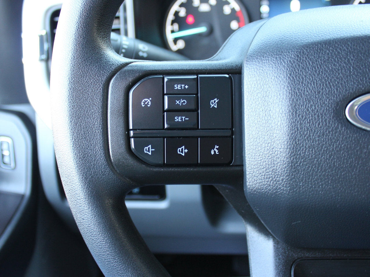 Used 2024 Ford F250 XL image 23