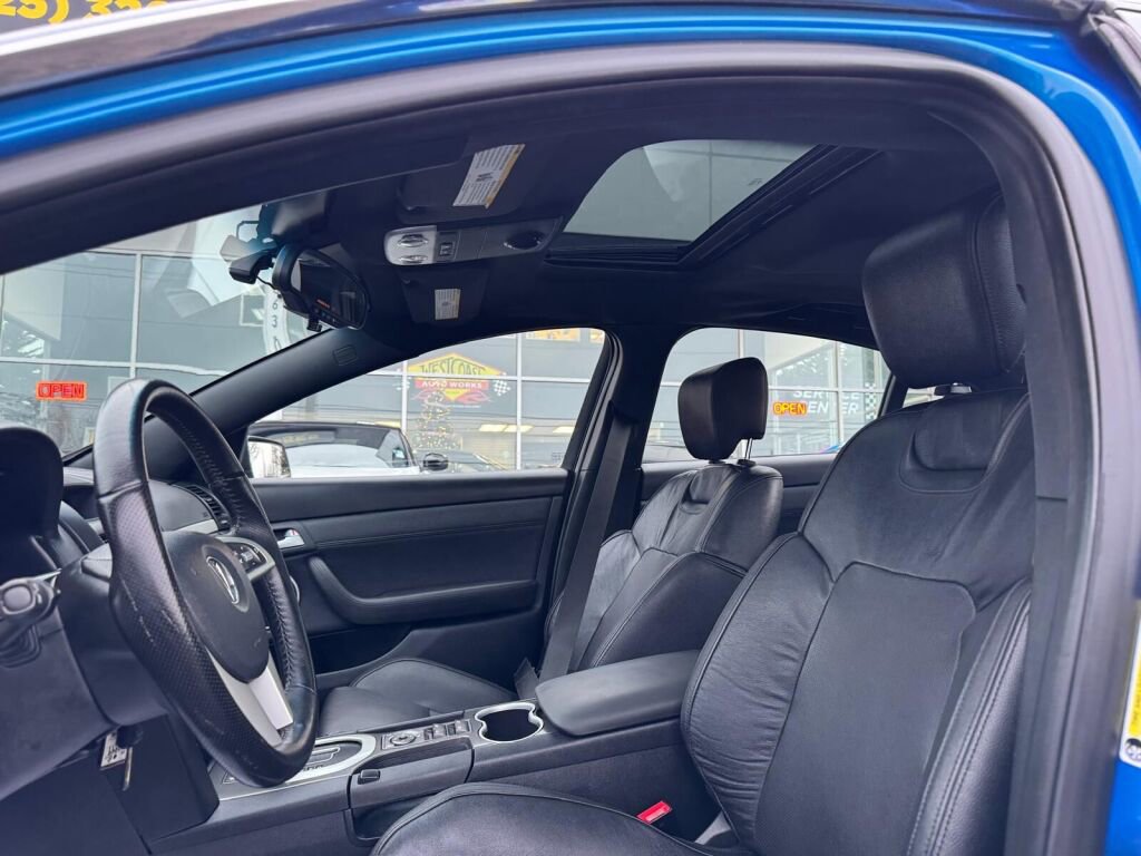 Used 2009 Pontiac G8 GT w/ Premium Package image 12