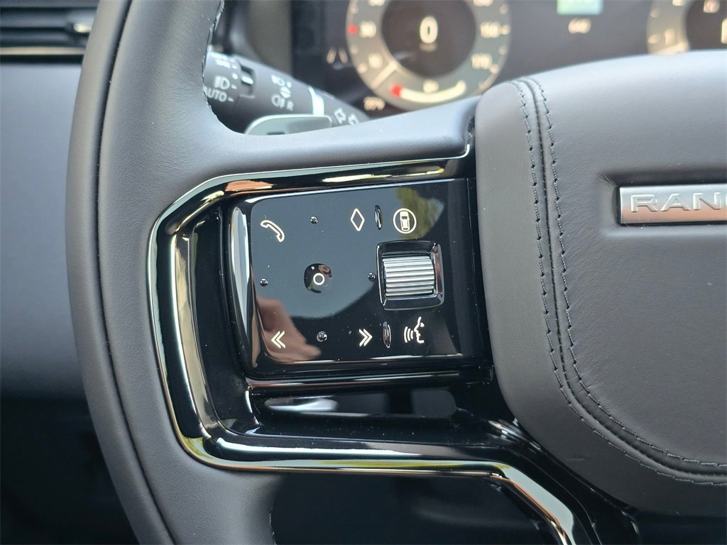 New 2026 Land Rover Range Rover Velar Dynamic SE image 19