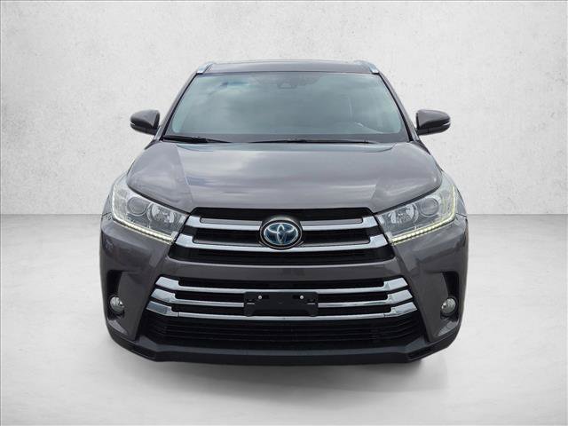 Used 2017 Toyota Highlander Limited AWD/4WD image 2