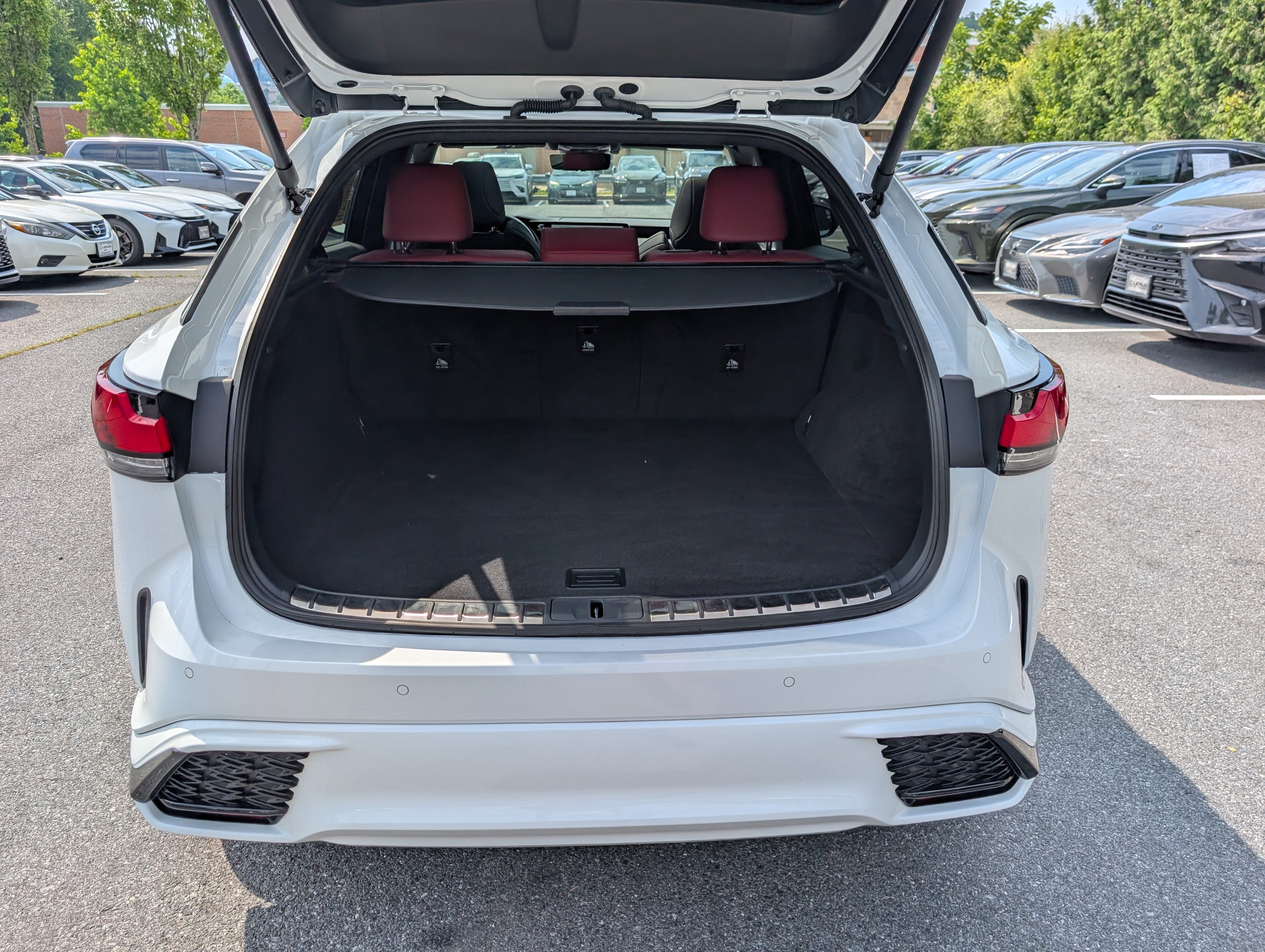 Used 2024 Lexus RX 500h F Sport w/ Convenience Package AWD/4WD image 14