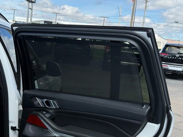 Used 2024 BMW ALPINA XB7 image 23