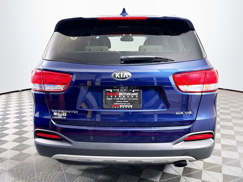 Used 2018 Kia Sorento EX image 6