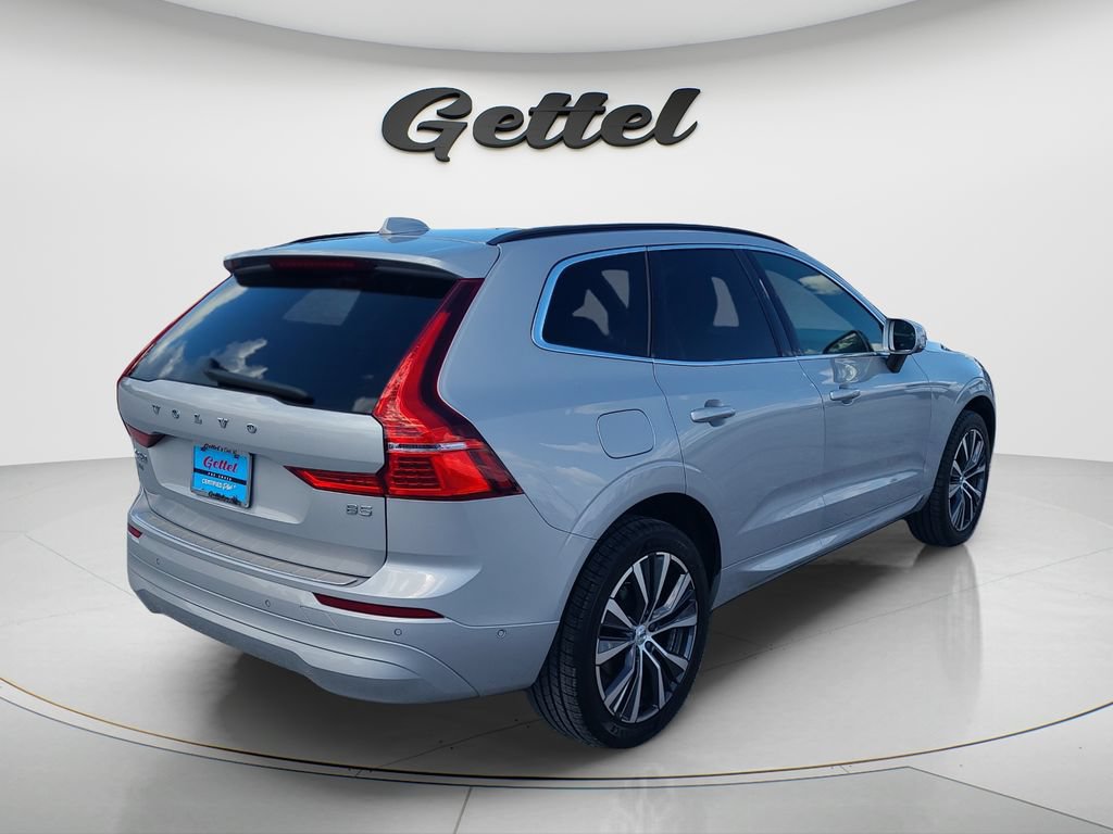 Used 2022 Volvo XC60 B5 Momentum w/ Advanced Package FWD image 5