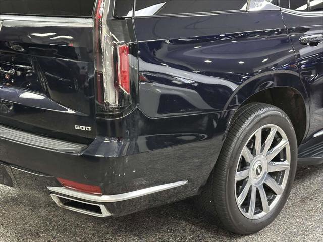 Used 2024 Cadillac Escalade Premium Luxury Platinum AWD/4WD image 10